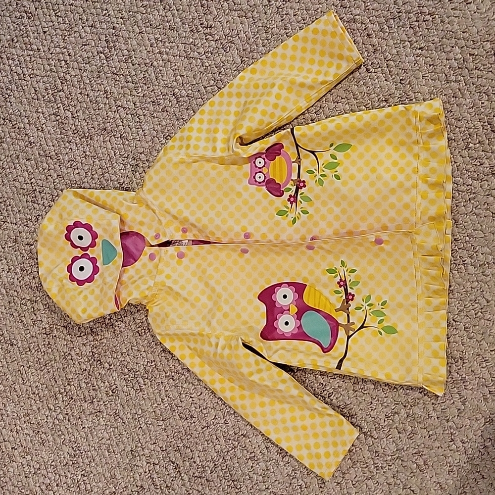 Girls raincoat size 4